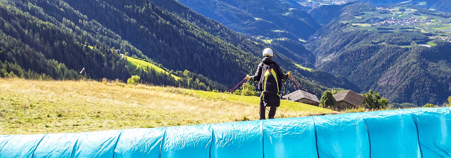 Gleitschirm fliegen in den Dolomiten