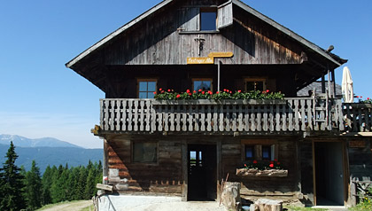 Pertinger Alm Sommer