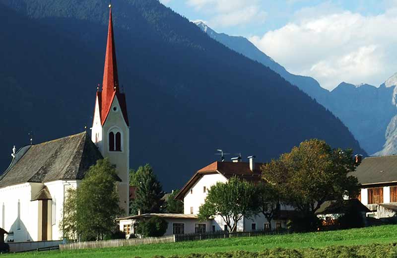 Rasen Antholz in der Ferienregion Kronplatz