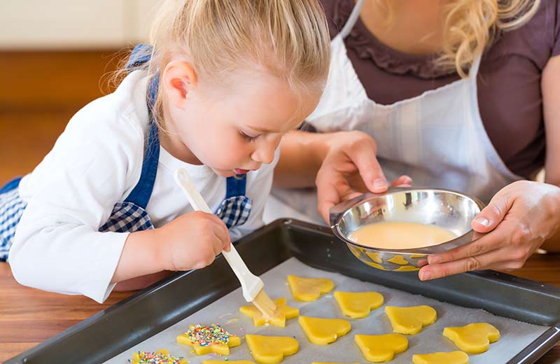 Weihnachtsplätzchen backen