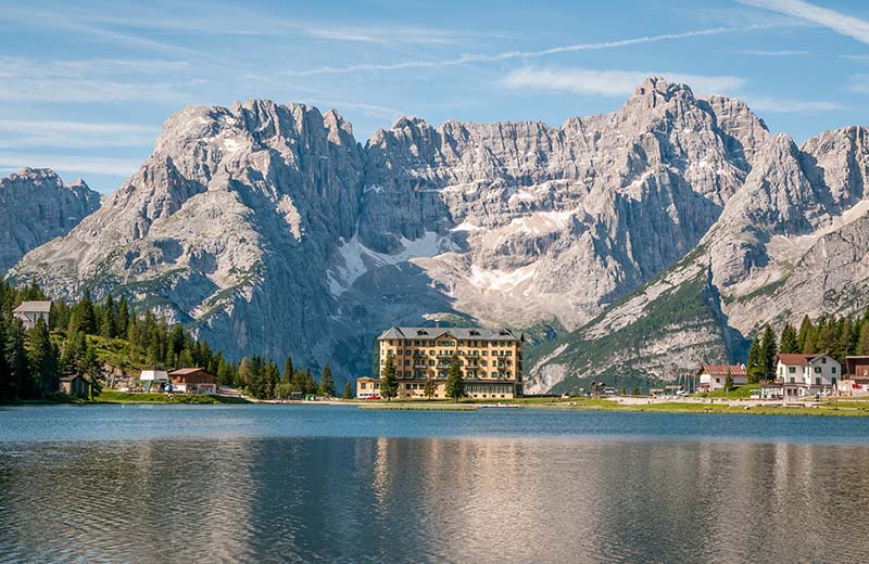 Lago Di Misurina In Provincia Di Belluno Dolomiti Lago Di Misurina In Provincia Di Belluno Dolomiti
