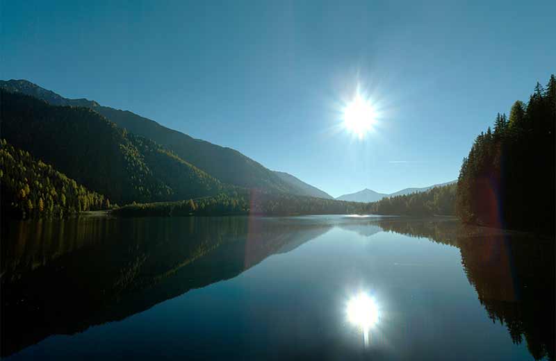 Lago di Anterselva nella regione Plan de Corones